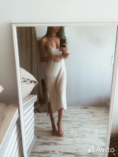 Вязаное платье