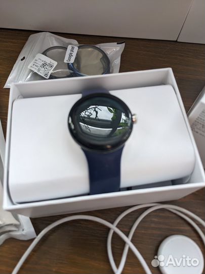 Часы Google Pixel watch