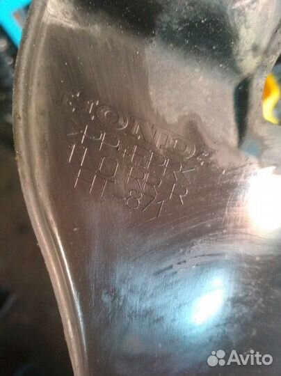 Брызговики задние правые Honda Accord CU2 K24Z3