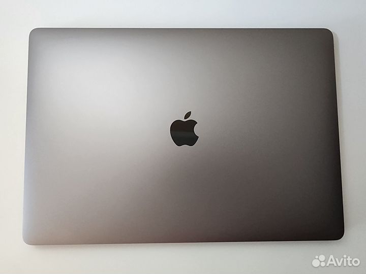 MacBook Pro (15-inch)
