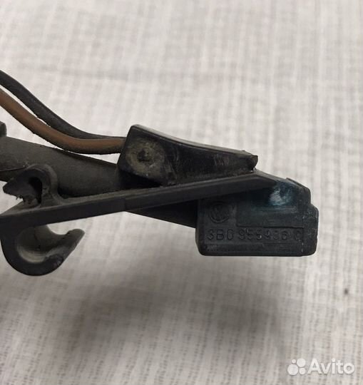 Форсунка омывателя лобового стекла VW Passat b5