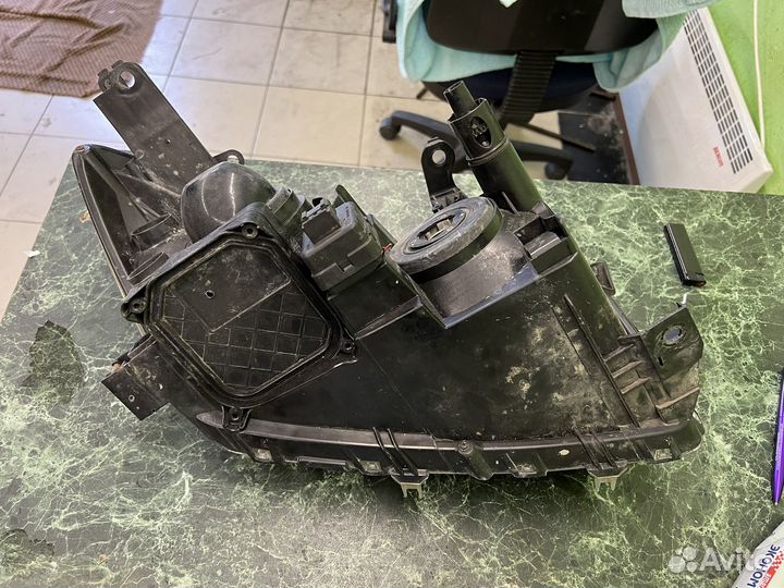 Передняя левая фара toyota rav 4 2007 года