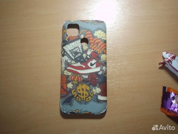 Продаю чехол на телефон
