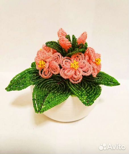 Цветы из бисера