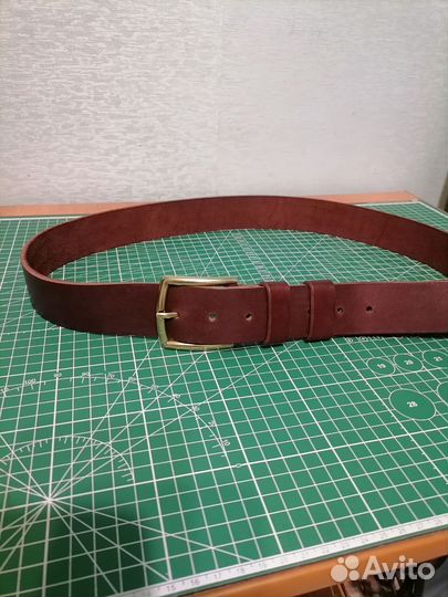 Мужской кожаный ремень