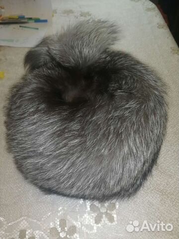 Женские меховые шапки