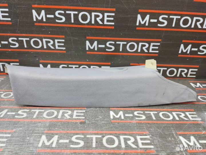 Обшивка стойки задняя левая Bmw X5 E53 M54B30 2002