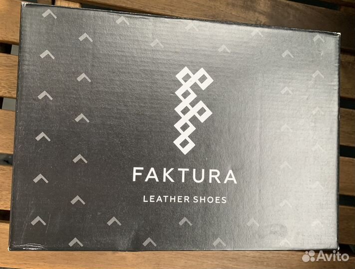 Лоферы женские 36