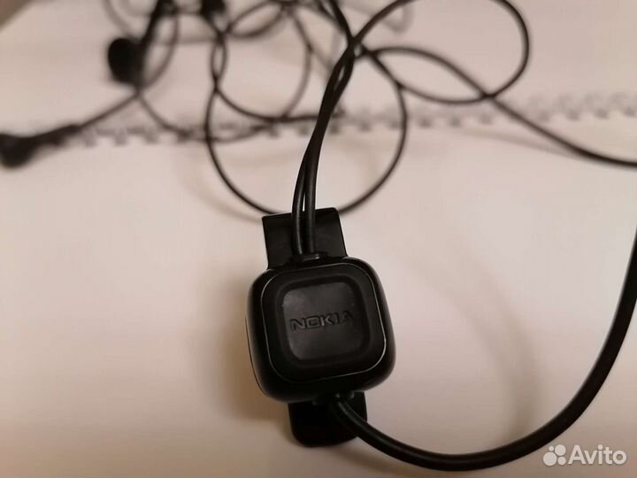 Проводные наушники Nokia