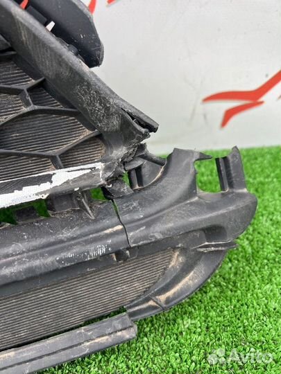 Противотуманная фара передняя правая Mazda Mazda6