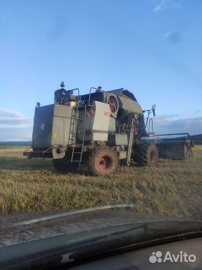 Комбайн Ростсельмаш Vector 410, 2008