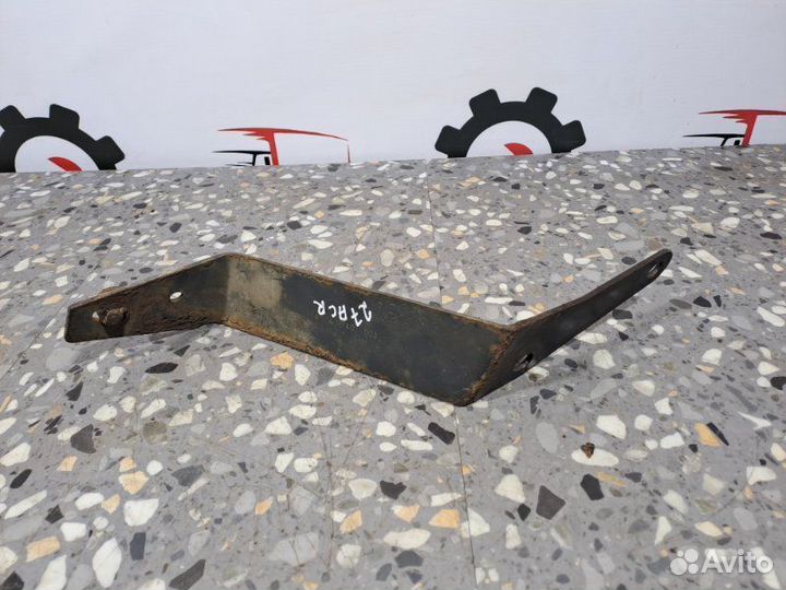 Кронштейн шумоизоляции Mercedes-Benz Actros MP2