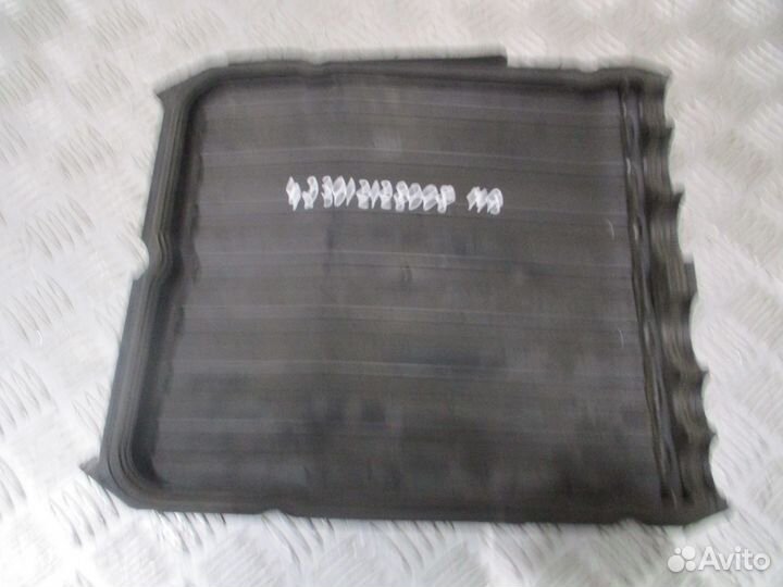 Облицовка электроразъема Mercedes-Benz A9605400280