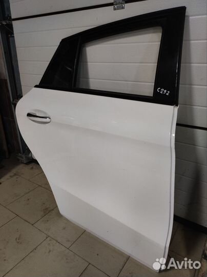 Дверь задняя правая Mercedes GLE c292