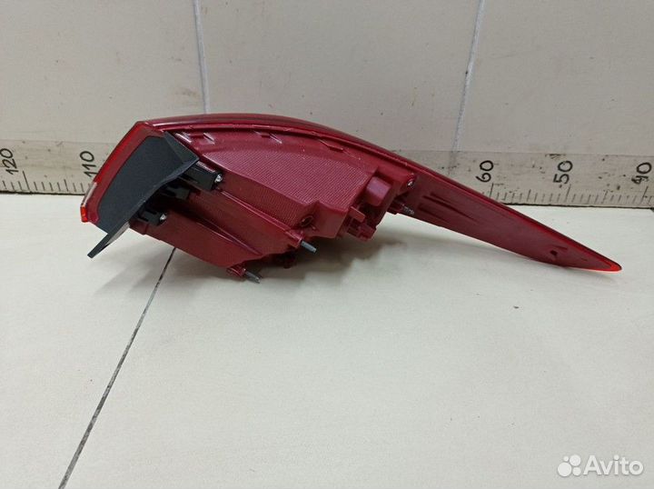 Фонарь задний левый наружный Hyundai Solaris