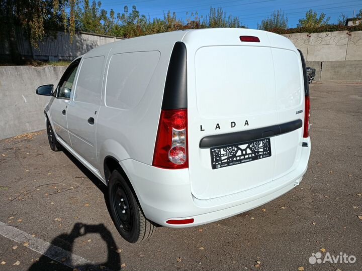 LADA Largus 1.6 МТ, 2024