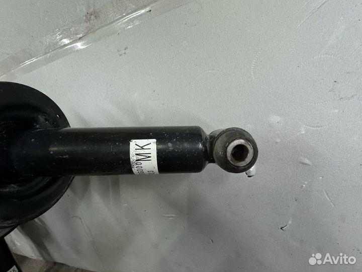 Задние стойки Subaru forester