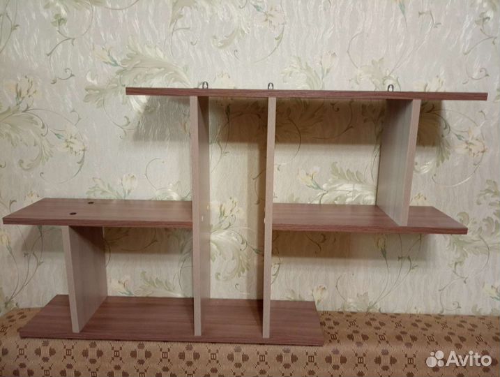 Полка настенная навесная