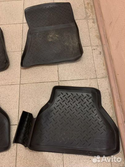 Автомобильные коврики резиновые bmw