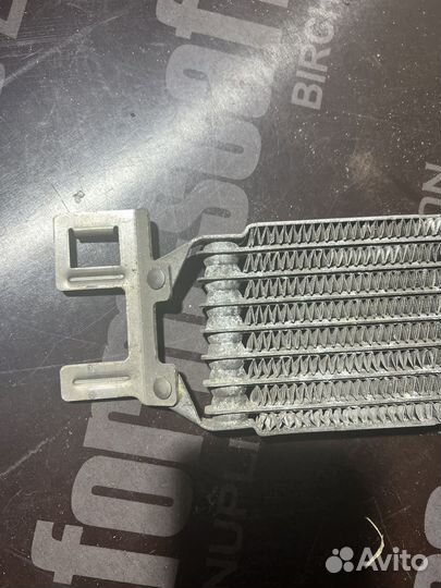 Масляный радиатор (маслоохладитель) Ford Focus