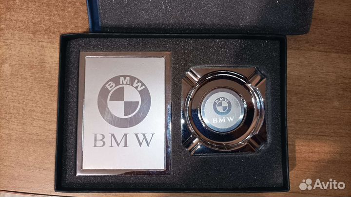 Портсигар с пепельницей BMW