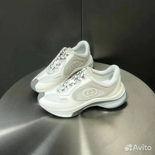 Кроссовки женские gucci