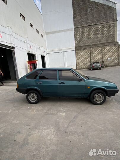 ВАЗ 2109 1.5 МТ, 1999, битый, 245 000 км