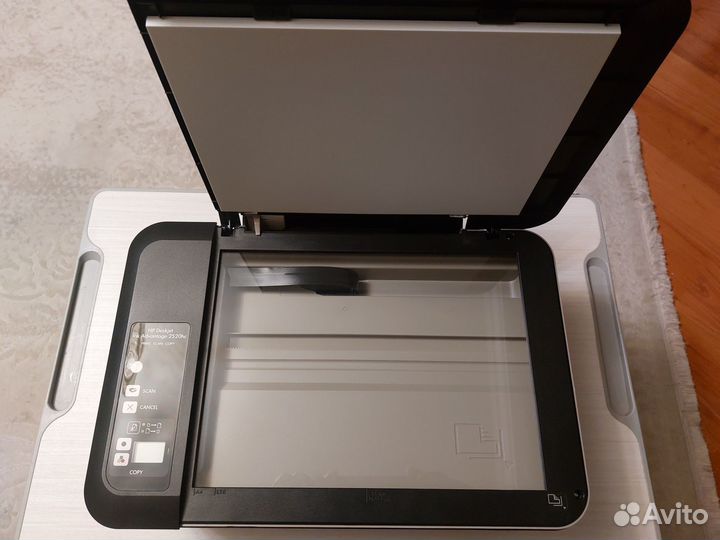 Продаю принтер HP Deskjet Ink Advantage 2520 hc