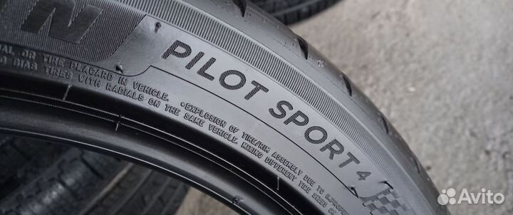 Michelin Pilot Sport 4 225/45 R18 92W