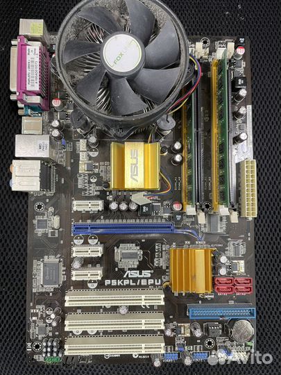 Материнская плата с процессором и памятью