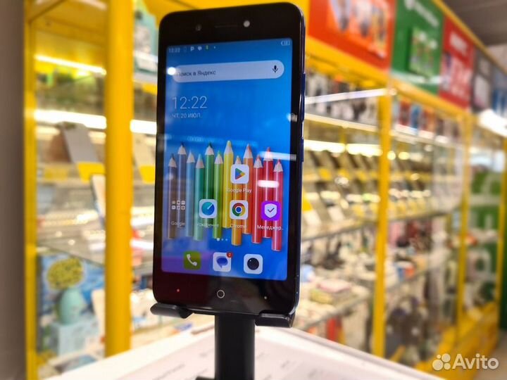 Смартфон itel A25