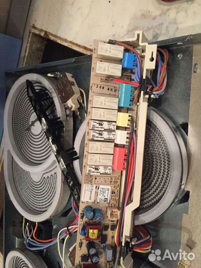 Ремонт электроплит, варочных панелей, духовок