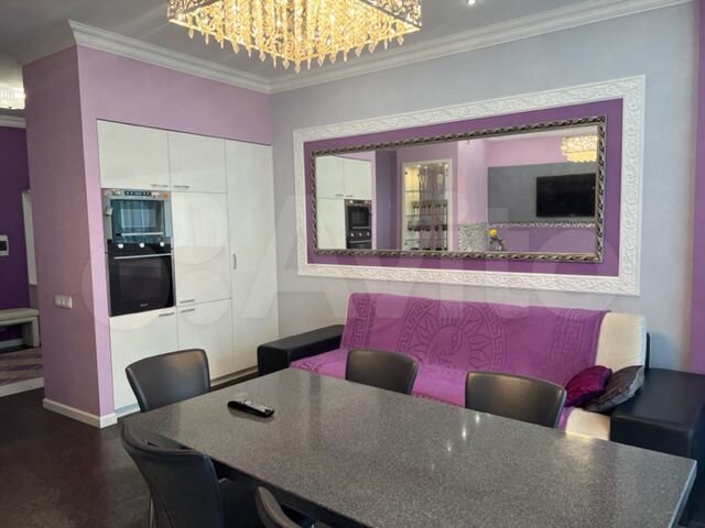 2-к. квартира, 83,2 м², 1/7 эт.