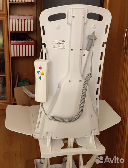 Подъемник для ванной Bellavita с электроприводом