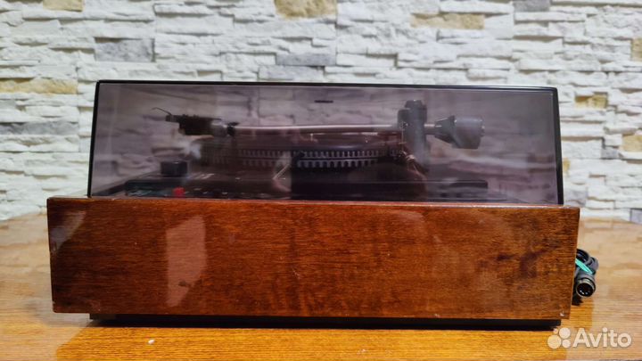 Проигрыватель винила Вега 106