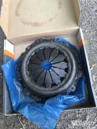 Корзина сцепления ваз 2110