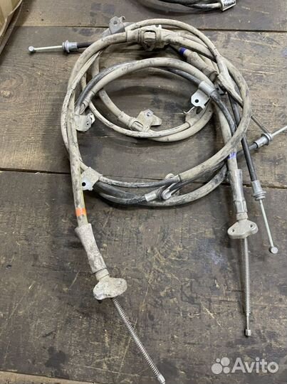 Трос ручного тормоза Toyota Camry 50