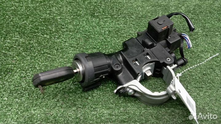 Замок зажигания Ford Escape 2