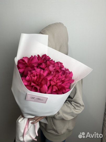 Крупные розы с доставкой