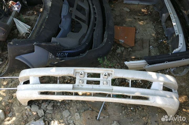 Бампер на Toyota Carina ED ST205