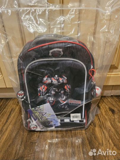 Рюкзак школьный для мальчика ортопедический новый