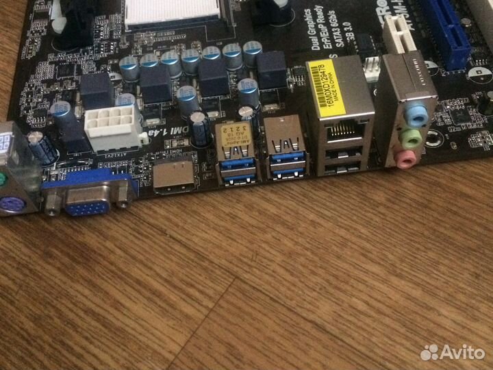 Материнская плата fm1