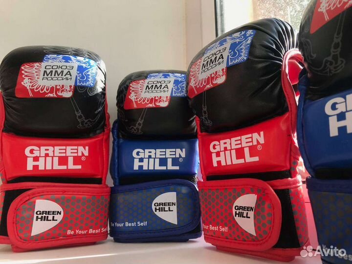 Боксерские перчатки