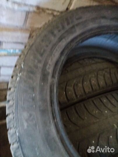 Bridgestone Ice Cruiser 7000 205/60 R16