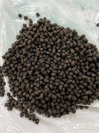 Ферментированный корм для рыбы (осетра, форели)