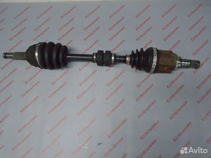 Nissan 39101-EL10A Вал приводной левый