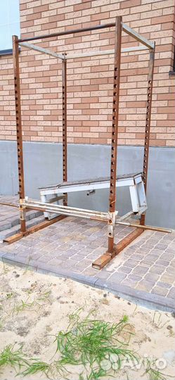 Стойка силовая с турником и скамьей