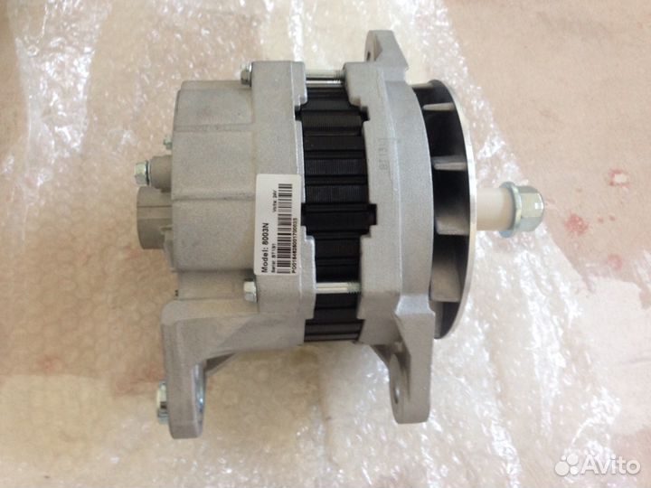 Продам генератор на 24 вольта модель 8003N