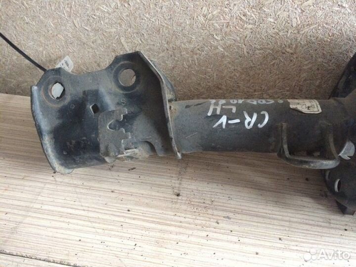 Амортизатор передний левый Honda Cr-V 2001 - 2006