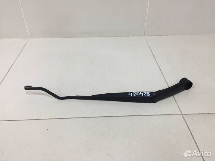 Поводок стеклоочистителя передний левый Kia Rio 3